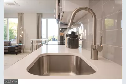 121 N 2nd Street #214, Philadelphia, PA 19106 - Photo 9