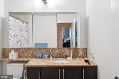 1425 Locust Street #5F, Philadelphia, PA 19102 - Photo 19