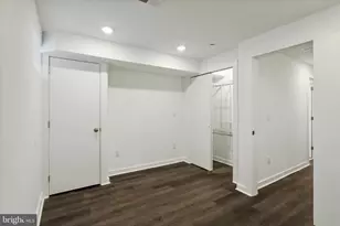 2032 N 18th St, Philadelphia, PA 19121 - Photo 9