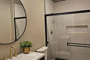 2563 Emerald St, Philadelphia, PA 19125 - Photo 15