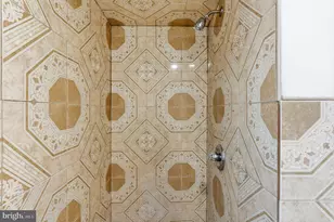 2120 Lardner St, Philadelphia, PA 19149 - Photo 25