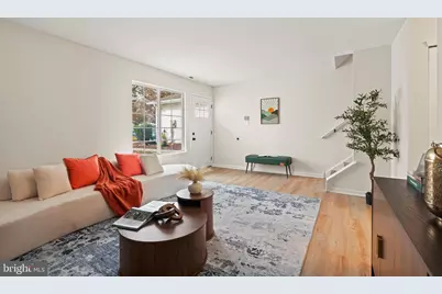 4445 Ernie Davis Circle, Philadelphia, PA 19154 - Photo 5