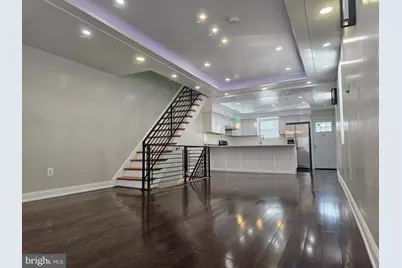 1555 S Hollywood Street, Philadelphia, PA 19146 - Photo 1