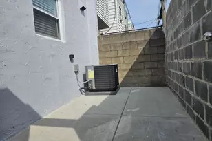 1555 S Hollywood St, Philadelphia, PA 19146 - Photo 33