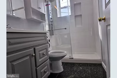 1555 S Hollywood Street, Philadelphia, PA 19146 - Photo 17