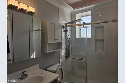 1555 S Hollywood Street, Philadelphia, PA 19146 - Photo 15