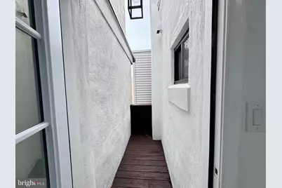 781 S 3rd Street #3, Philadelphia, PA 19147 - Photo 9