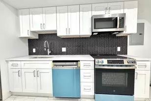 781 S 3rd St, Philadelphia, PA 19147 - Photo 5