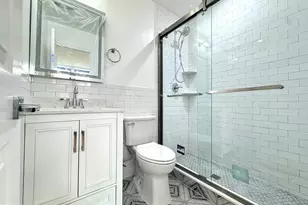 781 S 3rd St, Philadelphia, PA 19147 - Photo 9