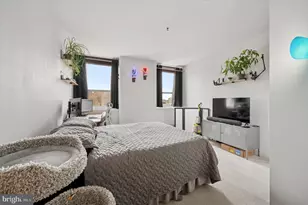 1100 Vine St, Philadelphia, PA 19107 - Photo 11