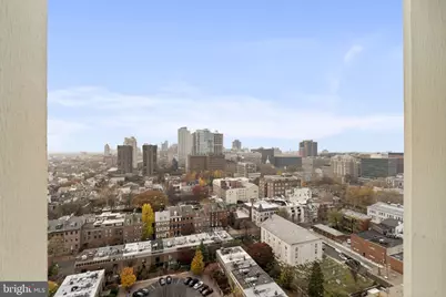 210 Locust Street #21E, Philadelphia, PA 19106 - Photo 35