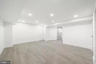 6630 Boyer St, Philadelphia, PA 19119 - Photo 17