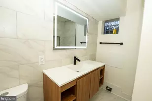 7230 Briar Rd, Philadelphia, PA 19138 - Photo 7