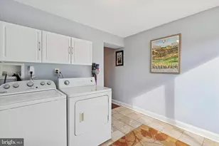 253 Hermitage St, Philadelphia, PA 19127 - Photo 15