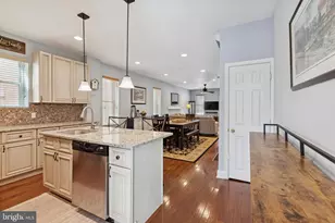 253 Hermitage St, Philadelphia, PA 19127 - Photo 13