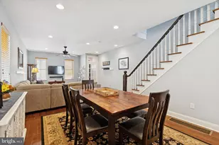 253 Hermitage St, Philadelphia, PA 19127 - Photo 9