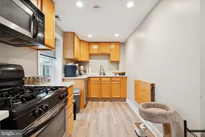 1029-33 Spruce Street #307, Philadelphia, PA 19107 - Photo 9