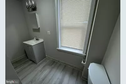 70 E Walnut Lane, Philadelphia, PA 19144 - Photo 9