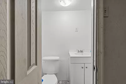 6502 Linmore Avenue, Philadelphia, PA 19142 - Photo 23