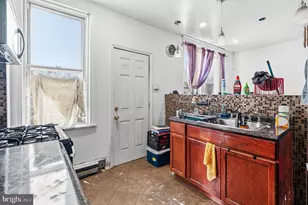 6502 Linmore Ave, Philadelphia, PA 19142 - Photo 15