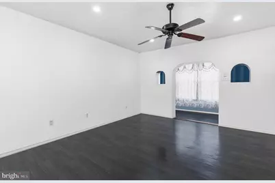 6502 Linmore Avenue, Philadelphia, PA 19142 - Photo 9