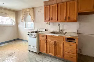 6333 Cottage St, Philadelphia, PA 19135 - Photo 9