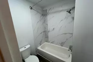 9921 Bustleton Ave, Philadelphia, PA 19115 - Photo 15