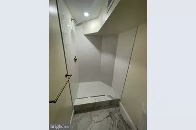 1917 W Spencer Avenue, Philadelphia, PA 19141 - Photo 37