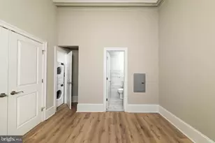 2011 Spruce St, Philadelphia, PA 19103 - Photo 3