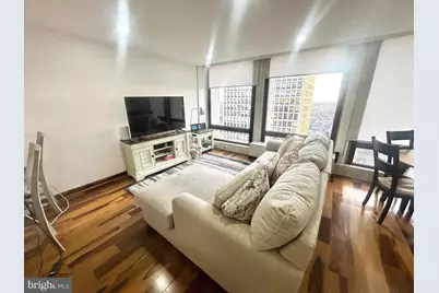 200 Locust Street #27H, Philadelphia, PA 19106 - Photo 1