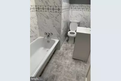 7242 Elmwood Avenue, Philadelphia, PA 19142 - Photo 9