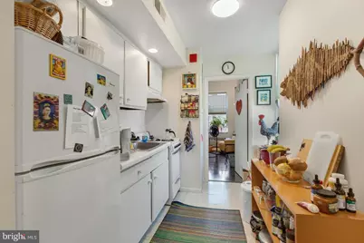 2137 Spruce Street #8, Philadelphia, PA 19103 - Photo 5