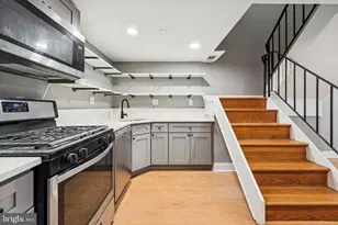 2034 Mt Vernon St, Philadelphia, PA 19130 - Photo 7