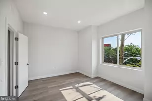 2212 N Marshall St, Philadelphia, PA 19133 - Photo 15