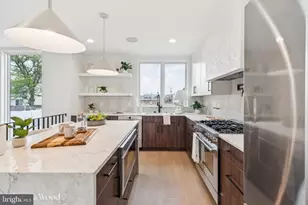 614 N Brenna Walk, Philadelphia, PA 19123 - Photo 11