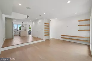 614 N Brenna Walk, Philadelphia, PA 19123 - Photo 15