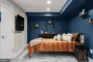 1121 Earl St, Philadelphia, PA 19125 - Photo 15