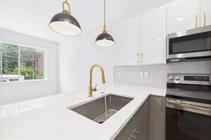 1326 S Grove St, Philadelphia, PA 19146 - Photo 5