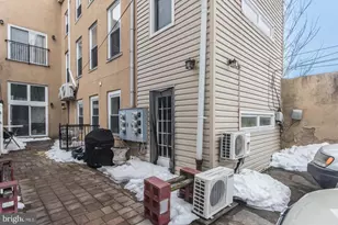 1111 Mt Vernon St, Philadelphia, PA 19123 - Photo 15