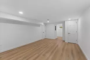 734 Marlyn Rd, Philadelphia, PA 19151 - Photo 13