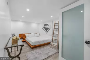 219 S 18th St, Philadelphia, PA 19103 - Photo 19