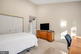 16 S Kings Oak Ln, Philadelphia, PA 19115 - Photo 23