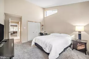 16 S Kings Oak Ln, Philadelphia, PA 19115 - Photo 21