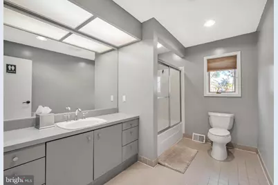 16 S Kings Oak Lane, Philadelphia, PA 19115 - Photo 35