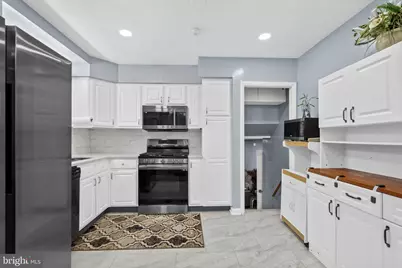 8912 Turton Drive, Philadelphia, PA 19115 - Photo 11