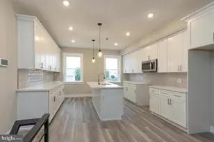 140 W Huntingdon, Philadelphia, PA 19133 - Photo 7