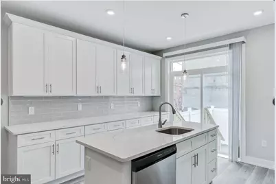 902 W Susquehanna Avenue #1, Philadelphia, PA 19122 - Photo 3