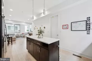 927 N Front St, Philadelphia, PA 19123 - Photo 11