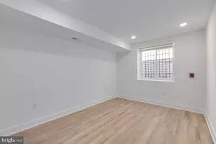 2061 N 8th St, Philadelphia, PA 19122 - Photo 11