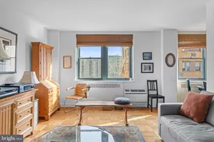 2601 Pennsylvania Ave, Philadelphia, PA 19130 - Photo 9